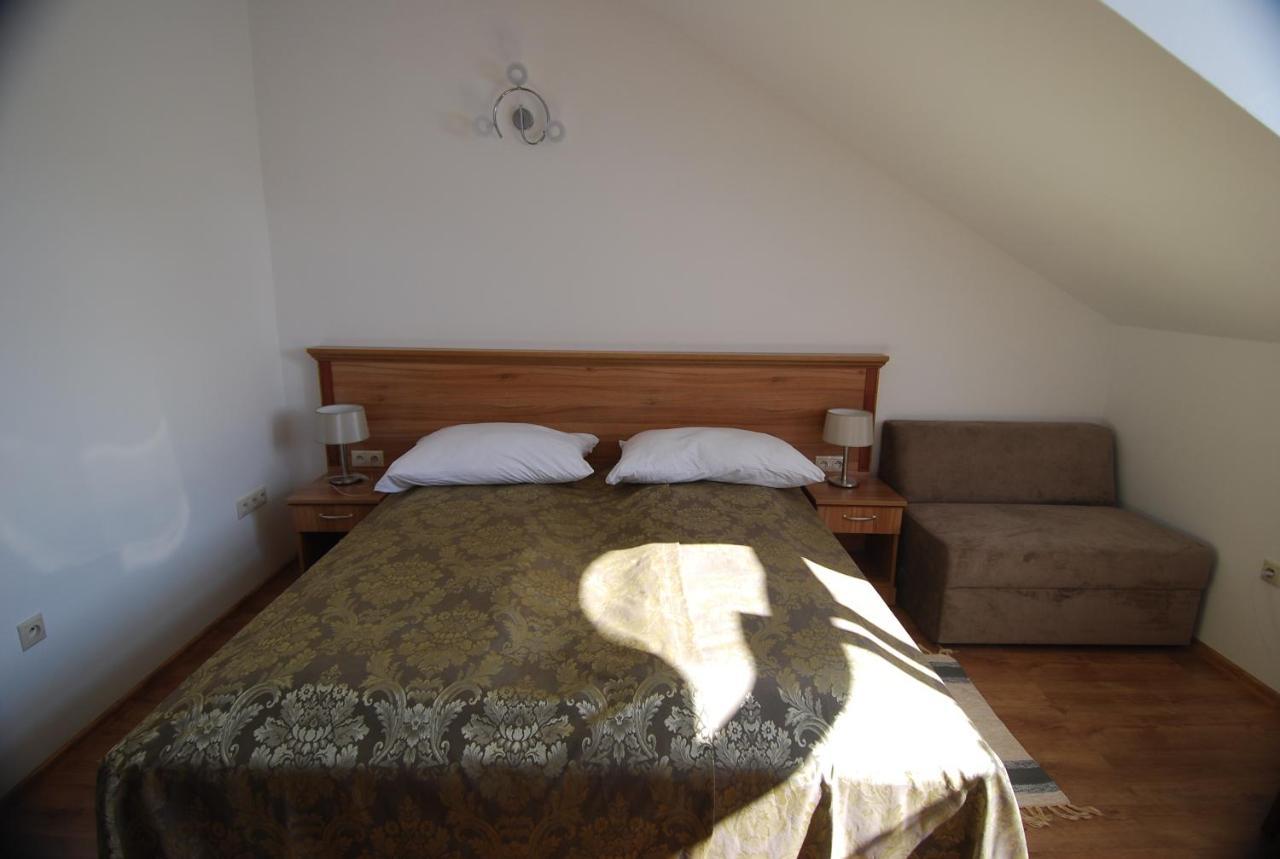 Ivanek Guest House Zvíkovské Podhradí Kültér fotó